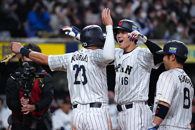 大谷翔平が2打席連続本塁打 30選手全員が揃った戦いで阪神相手に快勝を